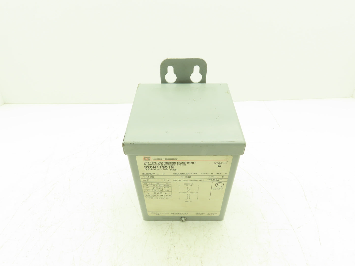 Cutler Hammer Single Phase Step-Down Transformer 0.5kVA 240X480 High 120/240 Low