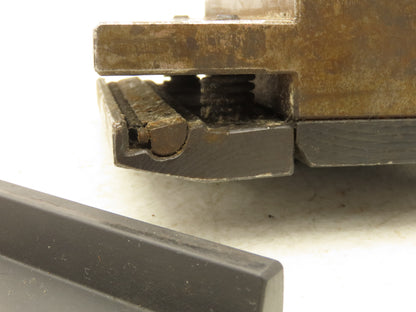 Amada 902000 Brake Press Tool Die Holder Clamp With Two Holders 1/2" Tang
