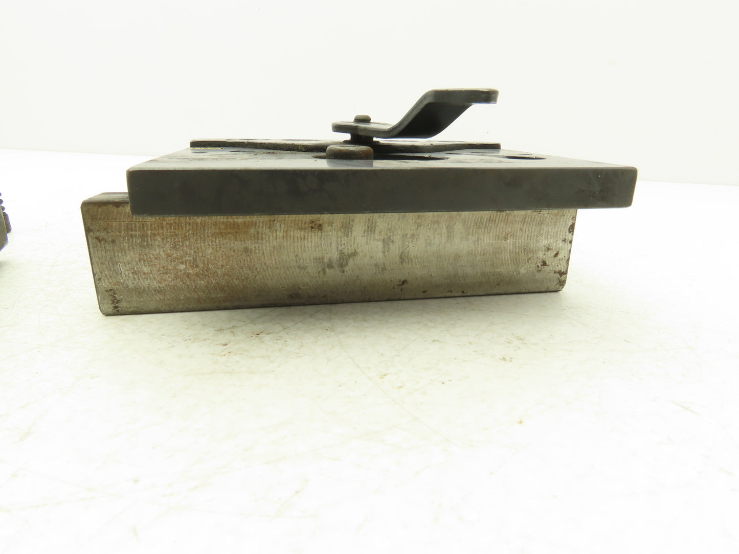 Amada 902000 Brake Press Tool Die Holder Clamp With Two Holders 1/2" Tang