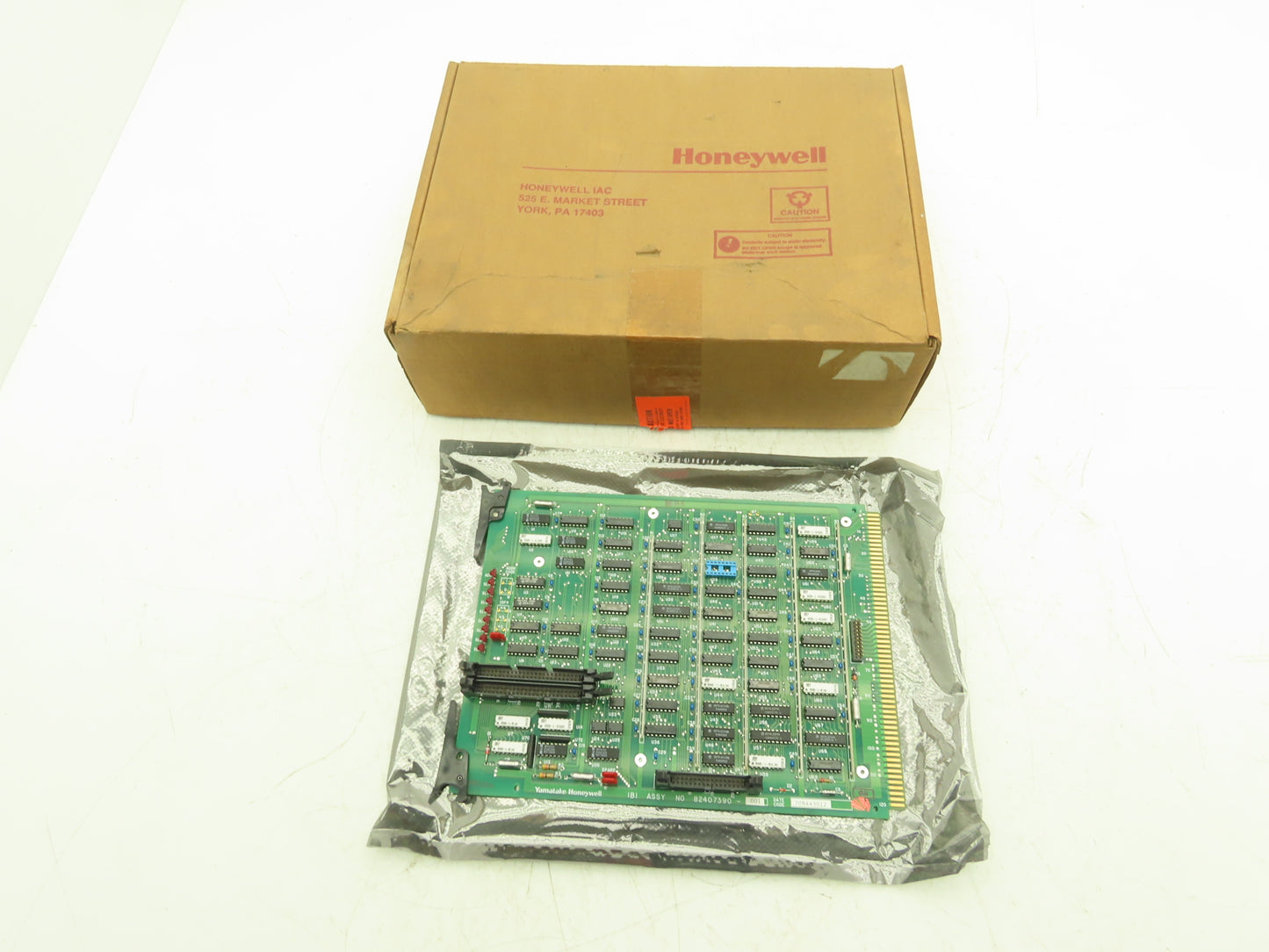 Yamatake Honeywell 82407390-001 IBI ASSY Printed Circuit Board Card