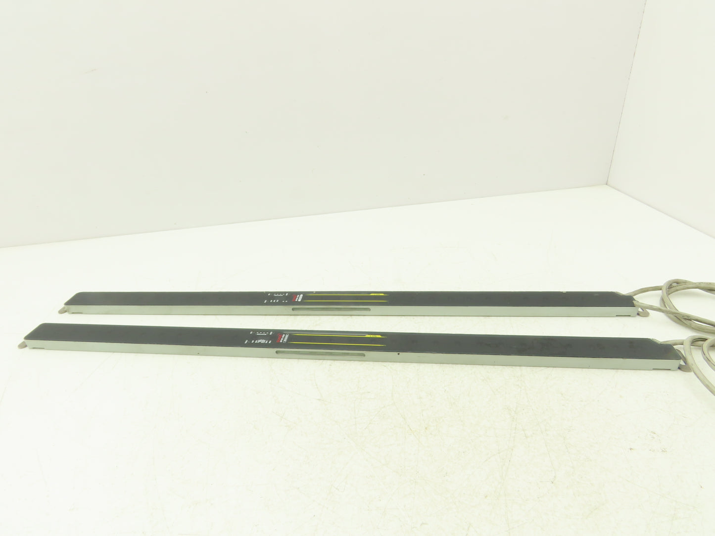 Sunx SF4C-H32E Safety Light Curtains Sensing & Receiving Set 640mm/25" L  24VDC