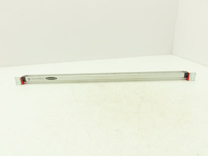 Banner WLS28-2CWGRXX3-0570X24Q Task Light Strip Multicolor White Green Red 24VDC