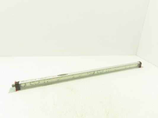 Banner WLS28-2CWGRXX3-0570X24Q Task Light Strip Multicolor White Green Red 24VDC
