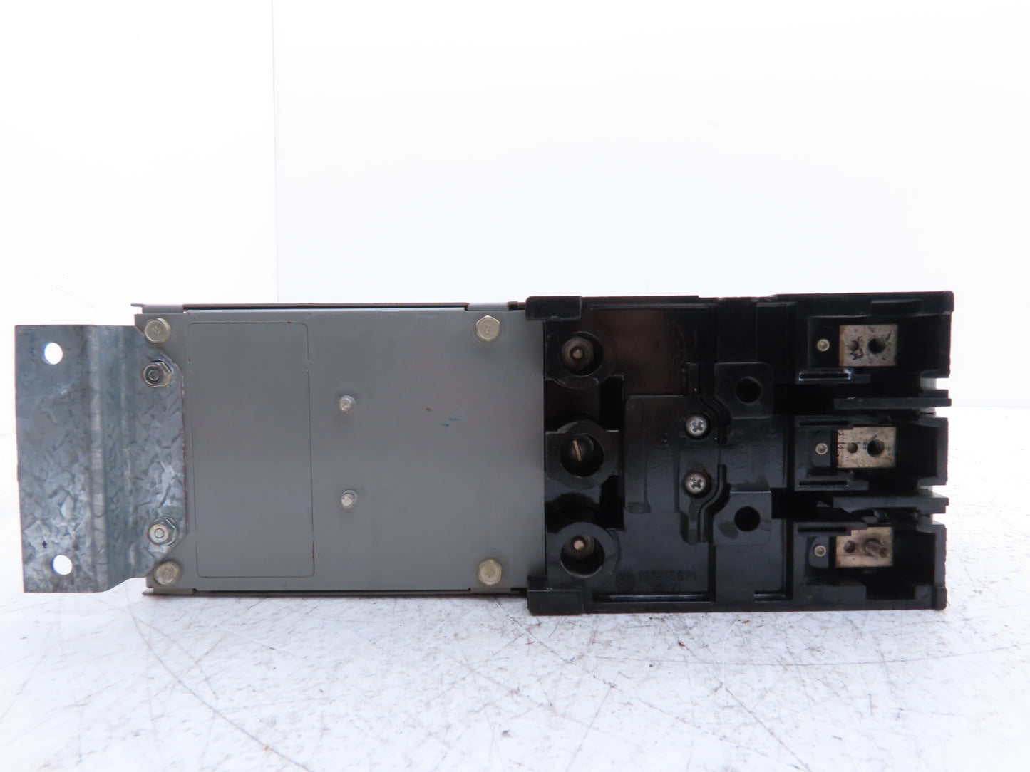 General Electric THFP321XL 3-Pole Fusible Disconnect Switch Panel Mount 30A 240V