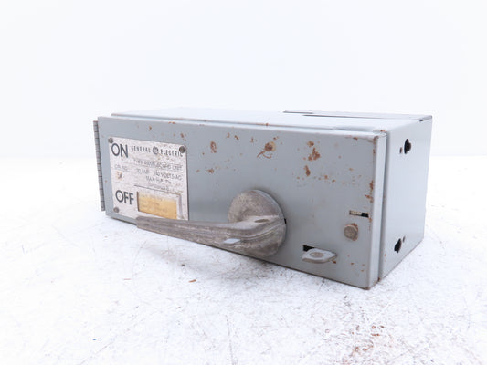 General Electric THFP321XL 3-Pole Fusible Disconnect Switch Panel Mount 30A 240V