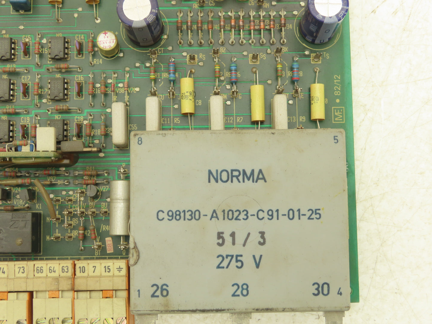 Siemens C98043-A1045-L Printed Circuit Control Board Slot Rack PCB
