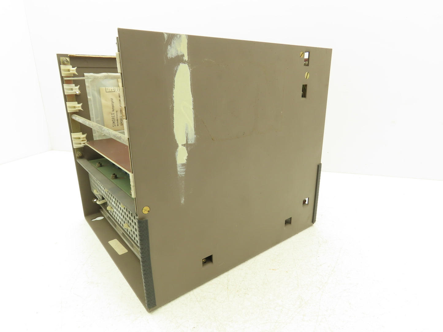 Cincinnati Milacron 1-230-0535 PCB Chassis 4 Slot Rack With Power Supply 275V