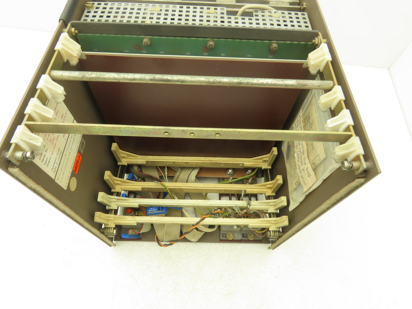Cincinnati Milacron 1-230-0535 PCB Chassis 4 Slot Rack With Power Supply 275V
