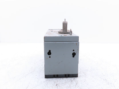 General Electric THFP321X 3-Pole Fusible Disconnect Switch Panel Mount 30A 240V