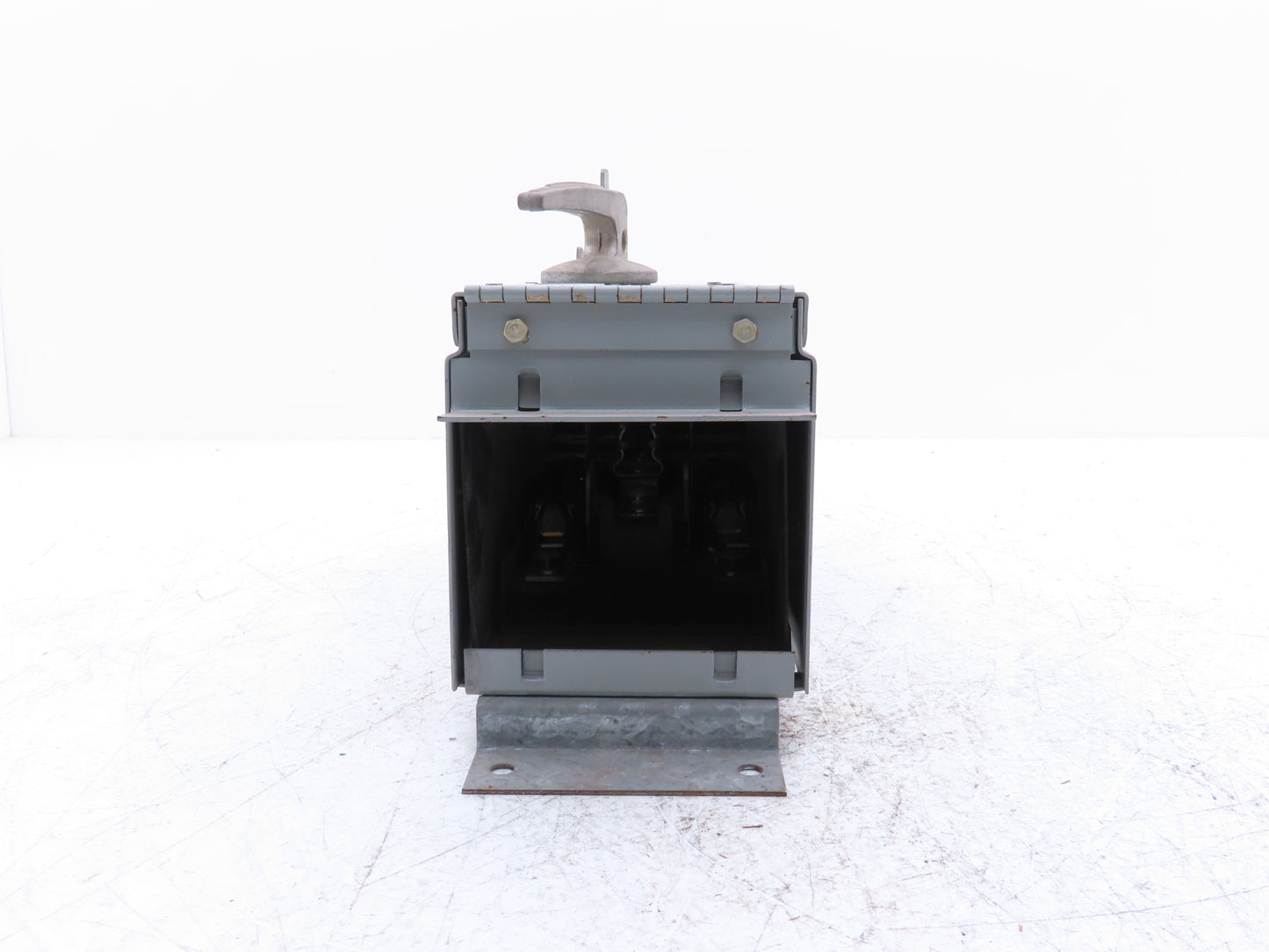 General Electric THFP321X 3-Pole Fusible Disconnect Switch Panel Mount 30A 240V
