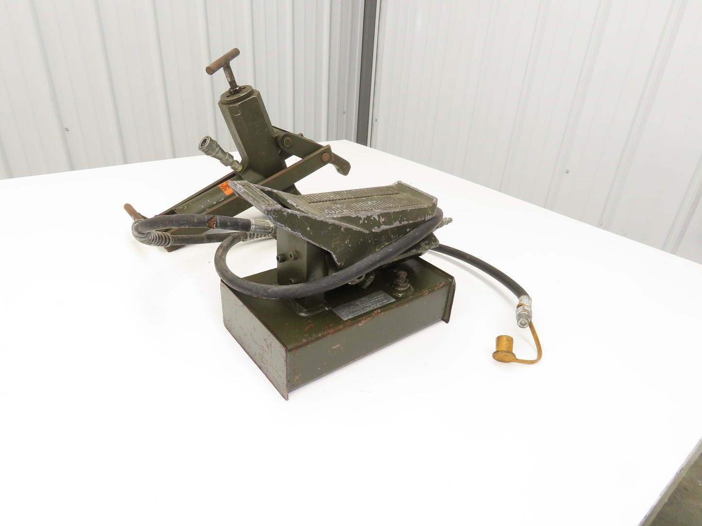 Columbus Jack T&E PD-94 Air Hydraulic Tire Changer Bead Breaker Foot Pedal Pump