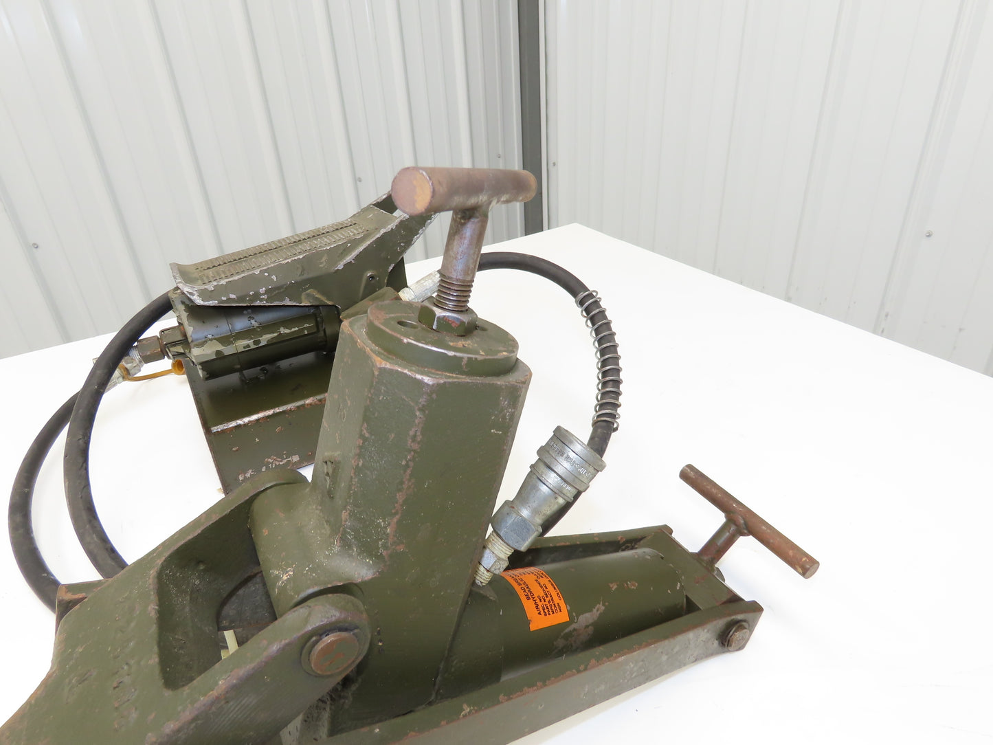 Columbus Jack T&E PD-94 Air Hydraulic Tire Changer Bead Breaker Foot Pedal Pump