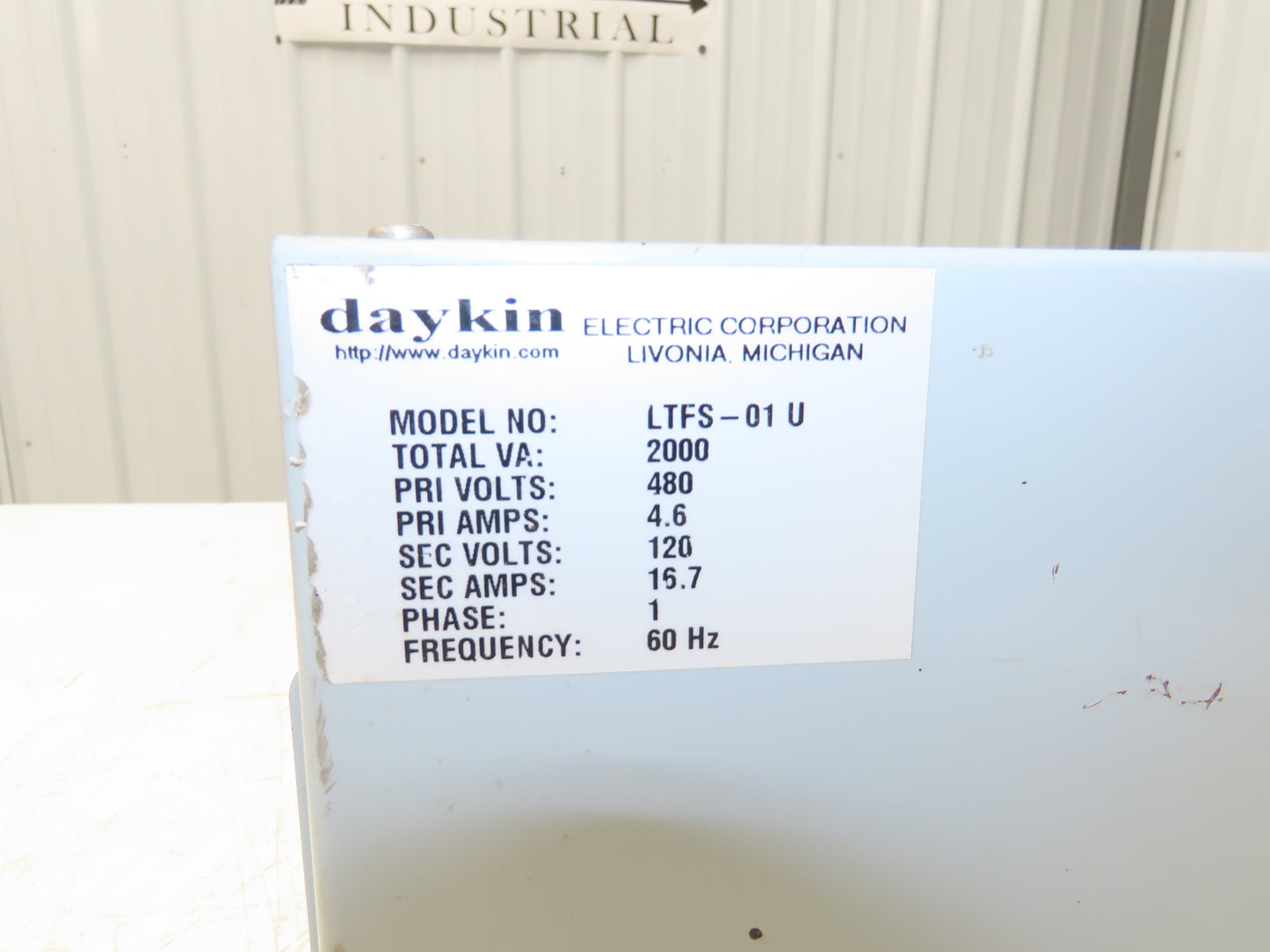 Daykin LTFS-01 U Stepdown Power Transformer Disc 2000VA HV 480V LV 120V 1PH