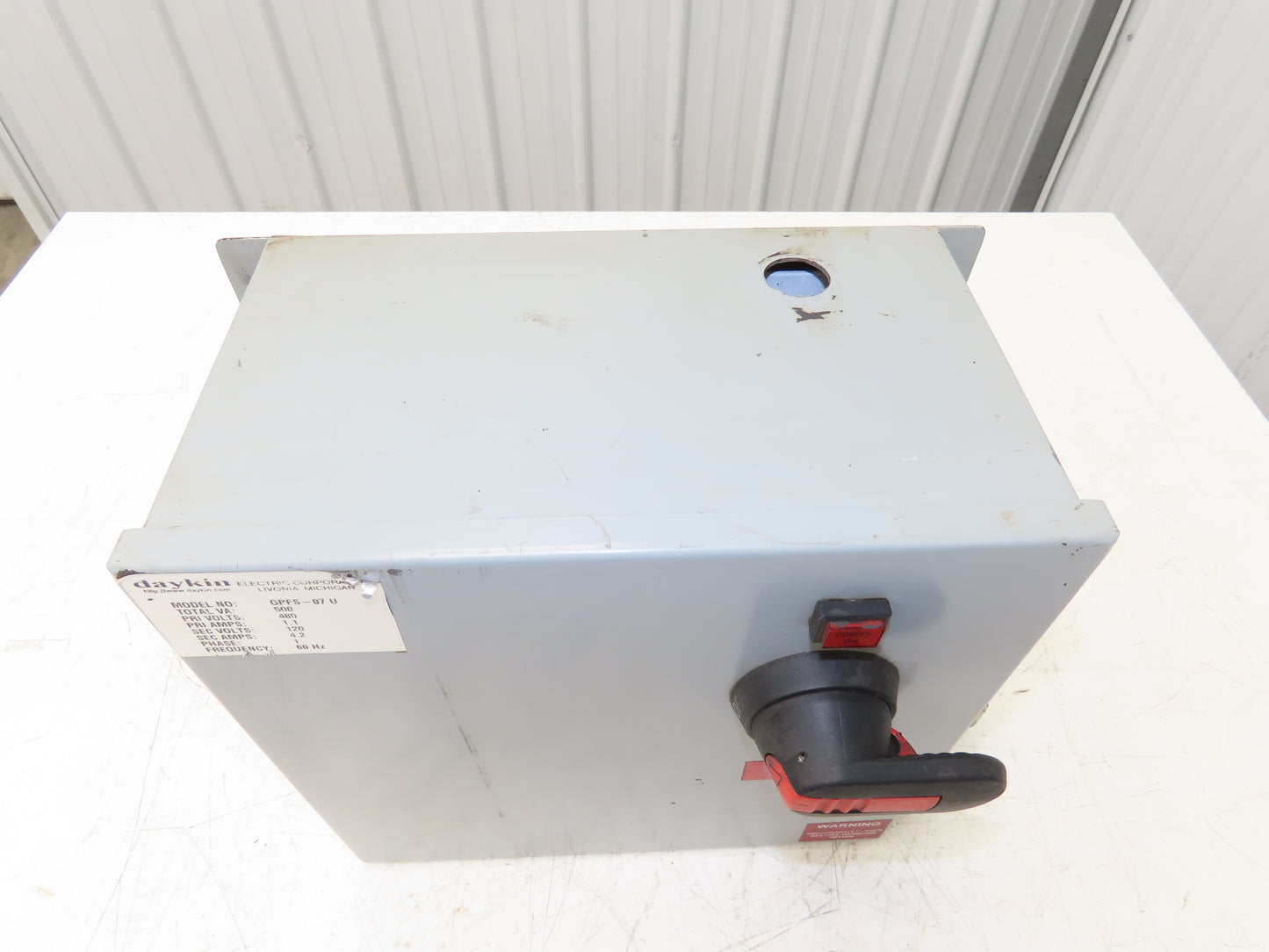 Daykin GPFS-07 U Stepdown Transformer Disconnect 500VA 1Ph HV 480V LV 120V