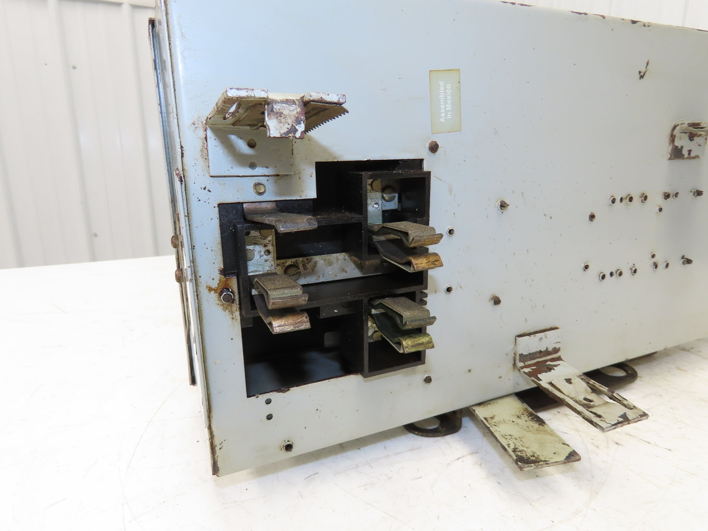 Westinghouse Fusible Busway Disconnect Switch Bus Plug 60A 600VAC 3PH 3W