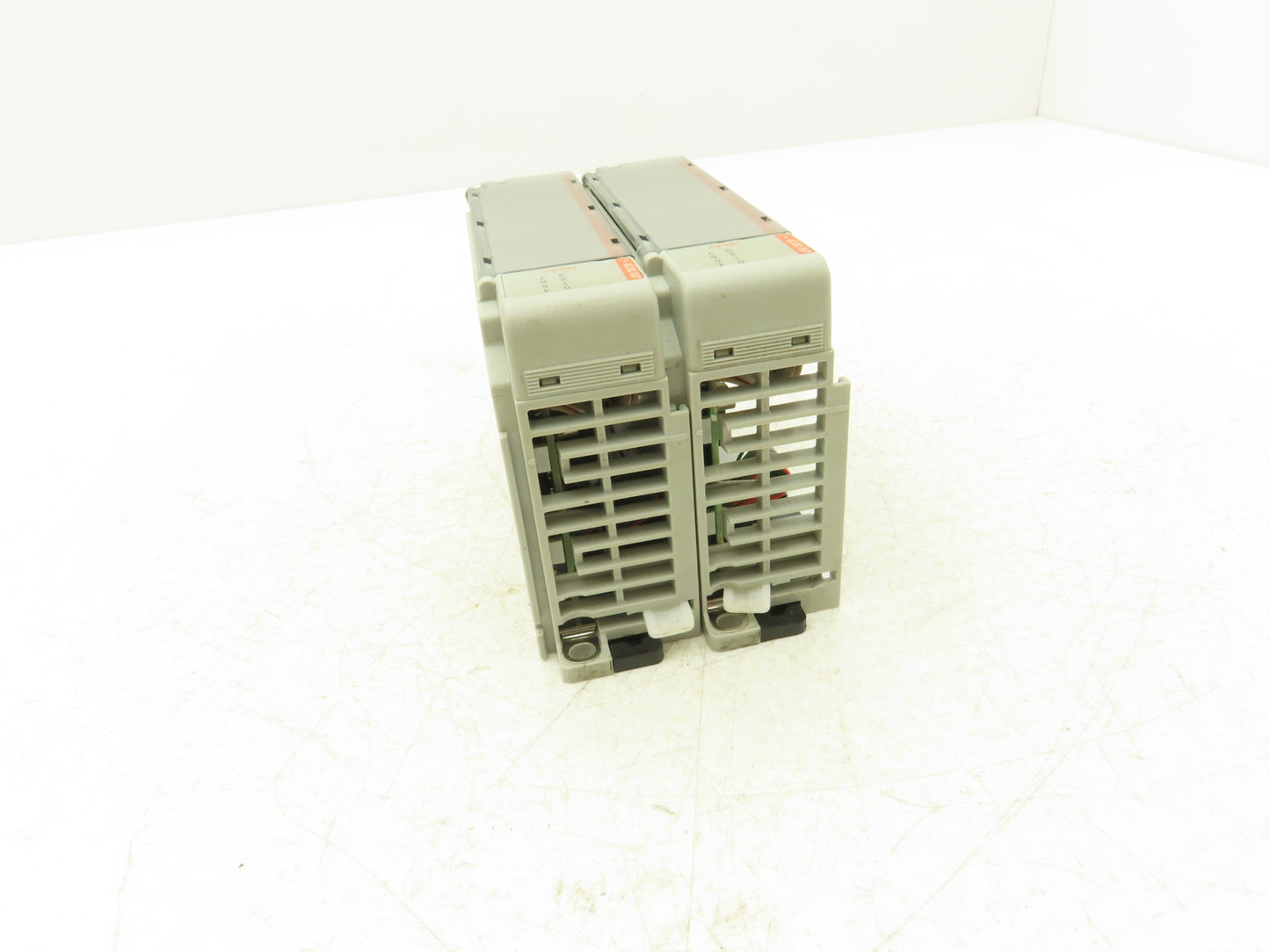 Allen Bradley 1769-OW8 8PT Compact I/O Modules Ser B F/W Rev 3.1 Mixed Lot of 2