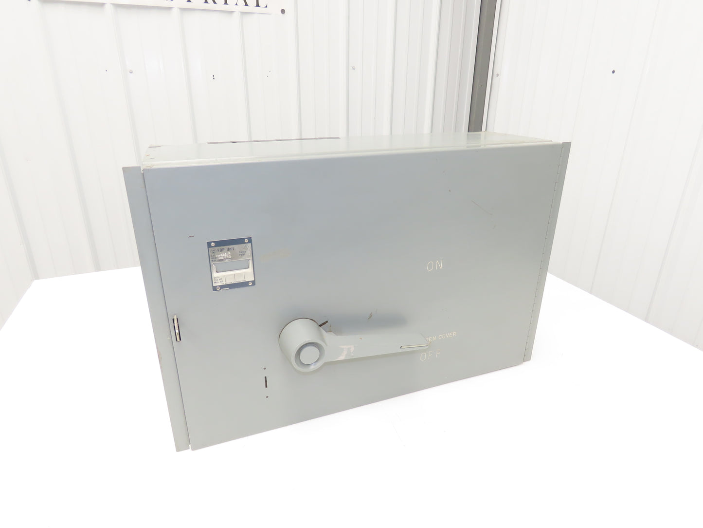 Westinghouse FDP325R Safety Disconnect Switch 400A 240VAC 100Hp 3Ph Fused