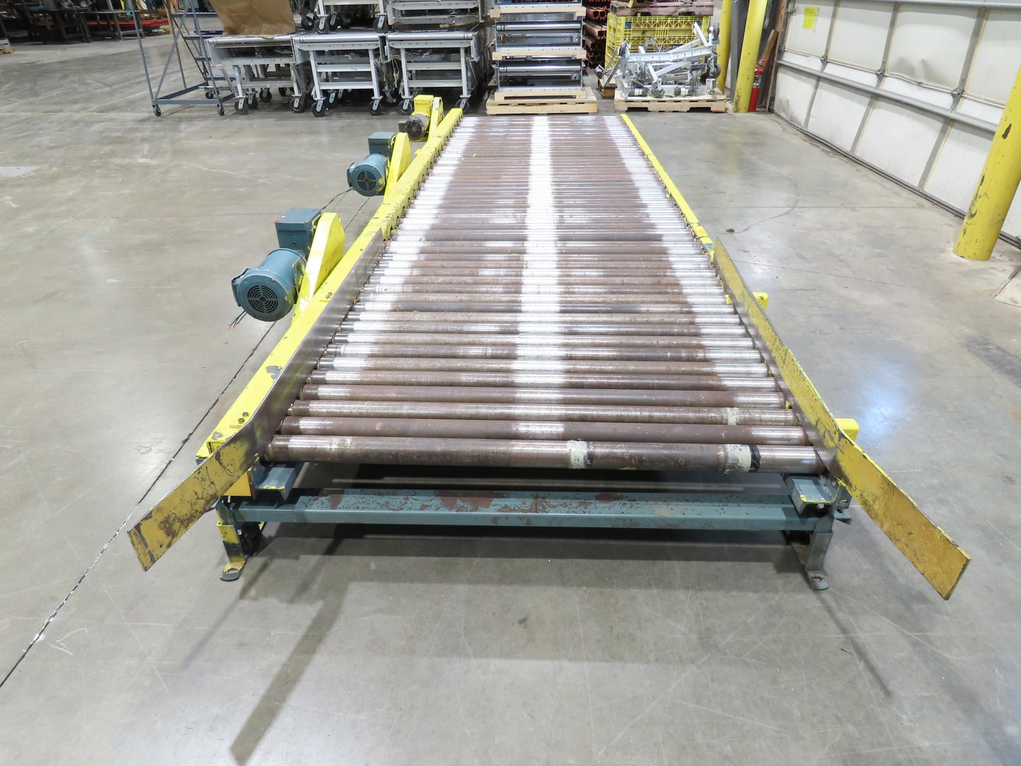Hytrol 25-CRR 50"W x 15'L Pallet Conveyor 2.5" Roller 3PH Chain Drive 35FPM
