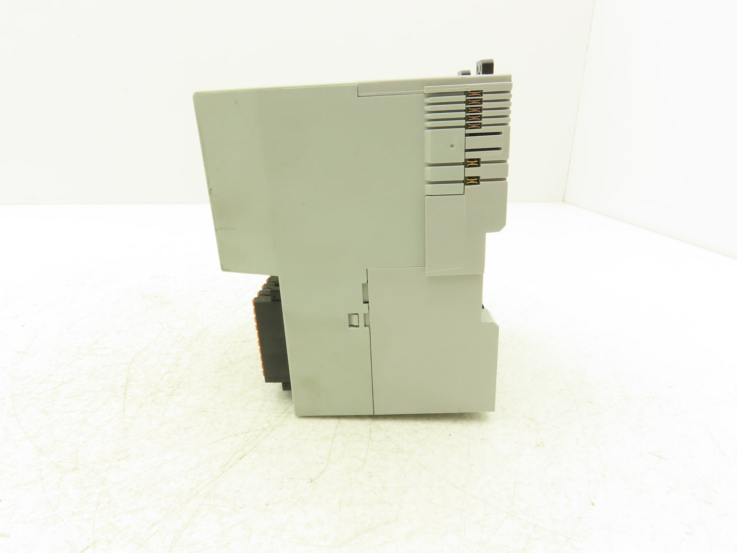 Allen Bradley 1769-L16ER-BB1B CompactLogix L16 DI/O 384KB Controller Series C