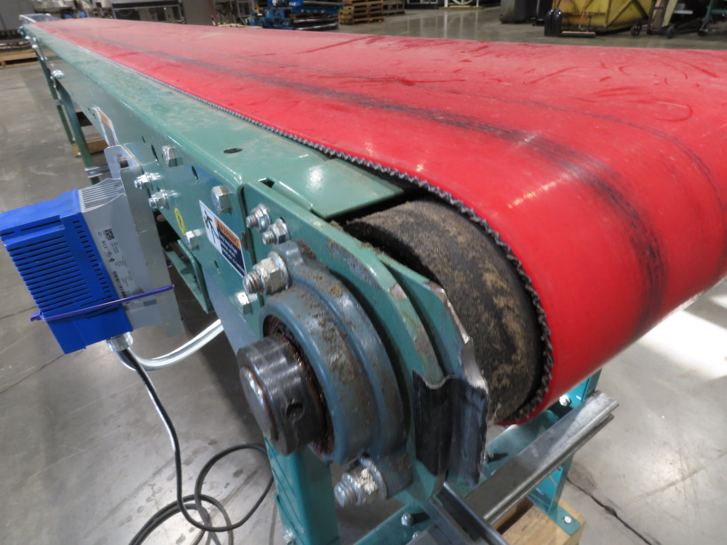 Roach 22"x 16' Slider Bed Conveyor 18"Belt 115V 1PH Variable Speed Drive 50FPM