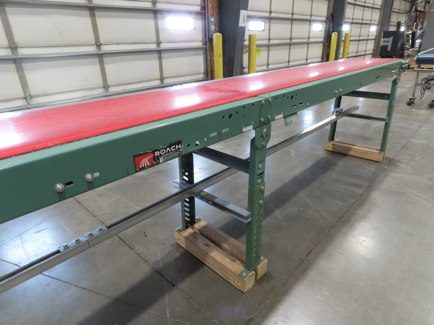 Roach 22"x 16' Slider Bed Conveyor 18"Belt 115V 1PH Variable Speed Drive 50FPM