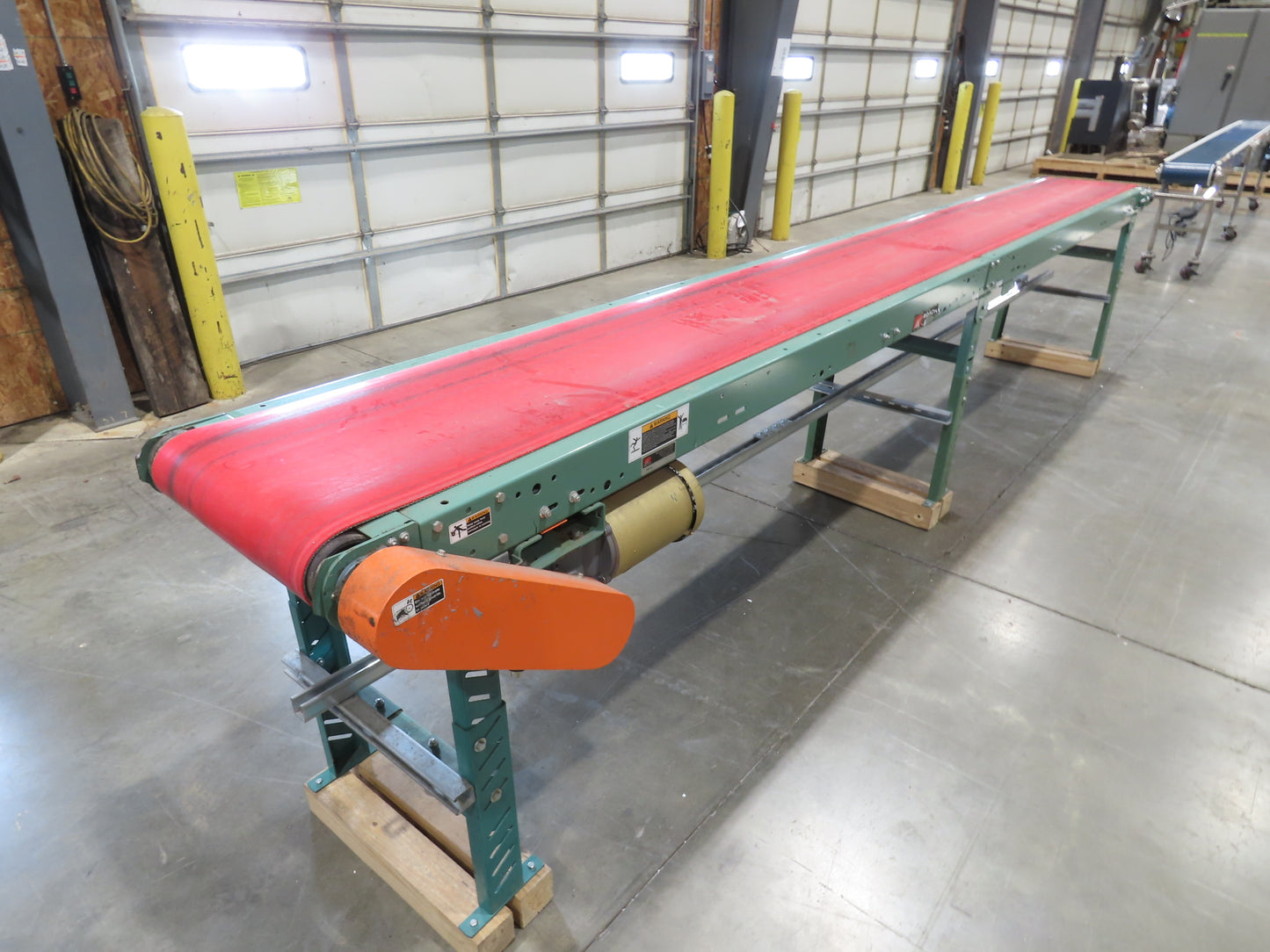 Roach 22"x 16' Slider Bed Conveyor 18"Belt 115V 1PH Variable Speed Drive 50FPM