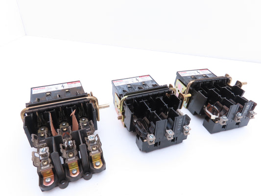 Furnas D46120-001 Fusible Disconnect Switch 30A 600VAC 3Ph 3 Pole Fused Lot of 3