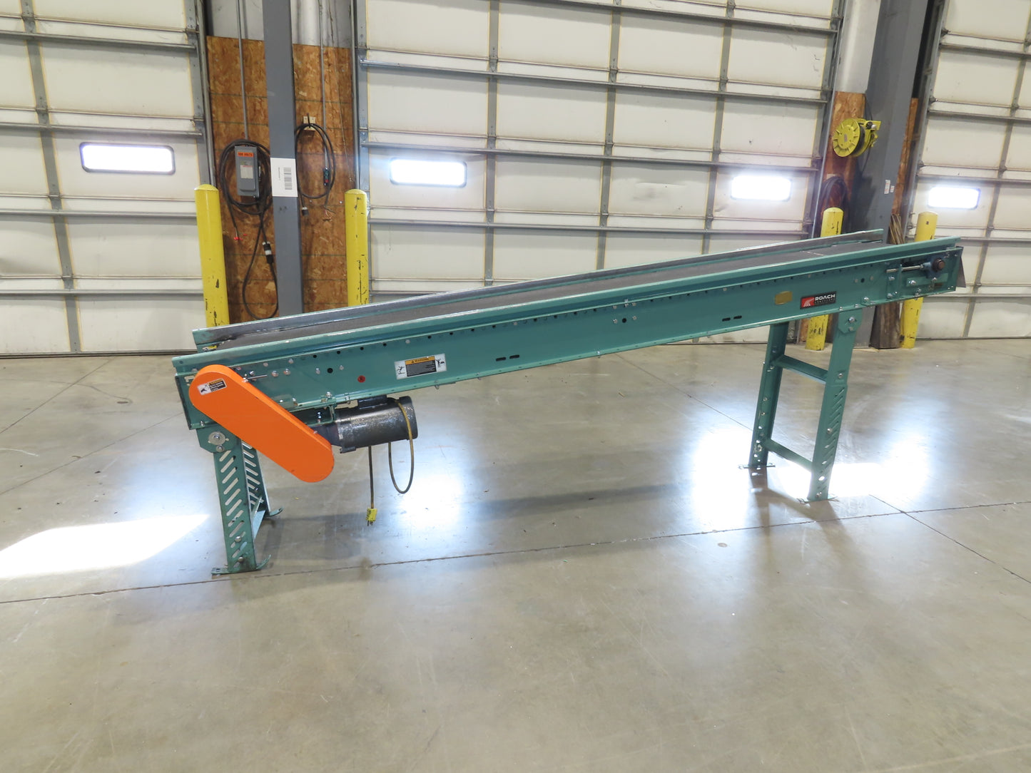 Roach 18"x 10' Slider Bed Incline Conveyor 11.5"Belt 115V 1PH 56FPM 29-45"H