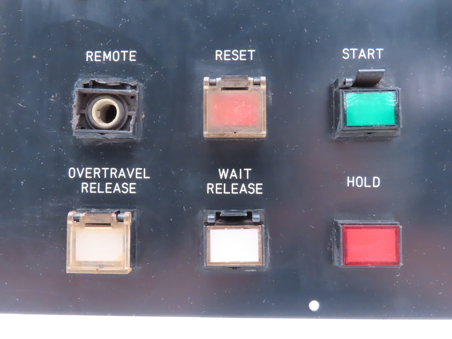 Fanuc A05B-2111-C020 CNC HMI Control Panel Push Button With E-Stop READ