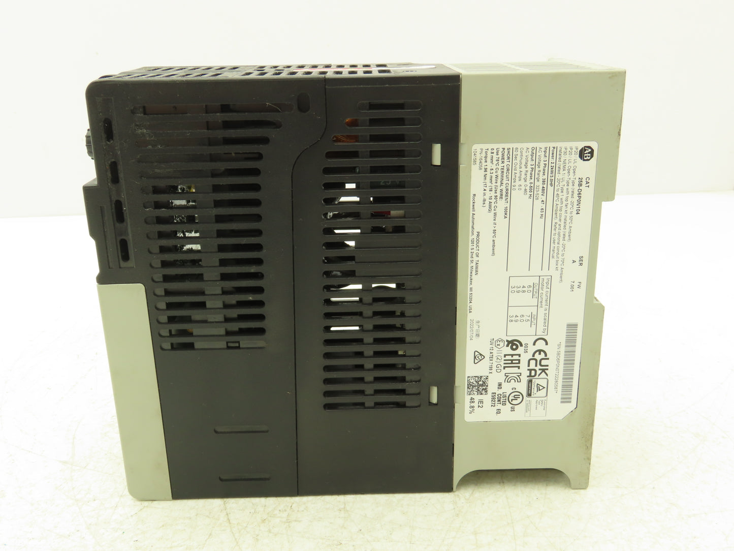 Allen Bradley 25B-D6P0N104 Powerflex 525 3Hp VFD AC Drive 480V 50/60Hz FW 7.001