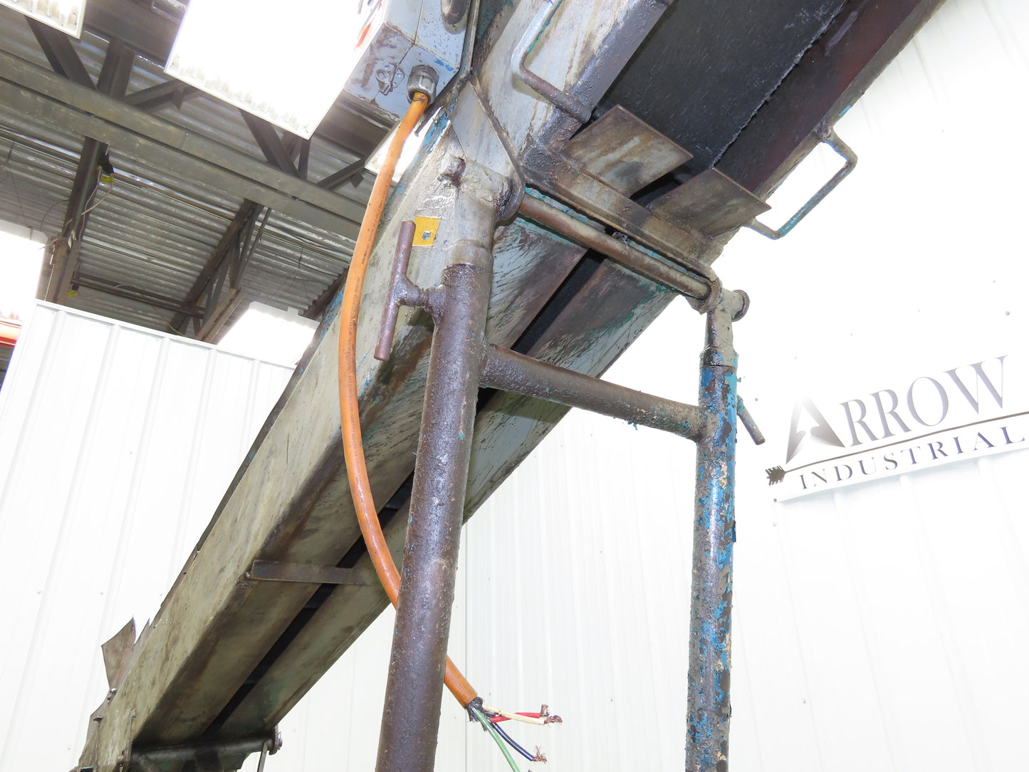 9'L Portable Parts Conveyor 8" Cleated Belt Adj Incline 3PH Chain Drive 75FPM