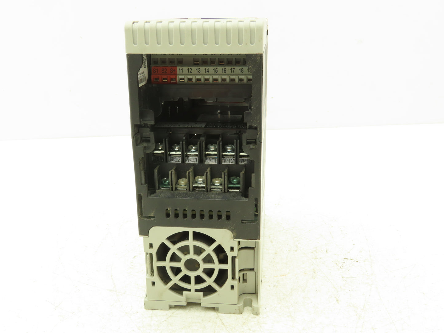 Allen Bradley 25B-D6P0N104 Powerflex 525 3Hp VFD AC Drive 480V 50/60Hz FRN 3.001
