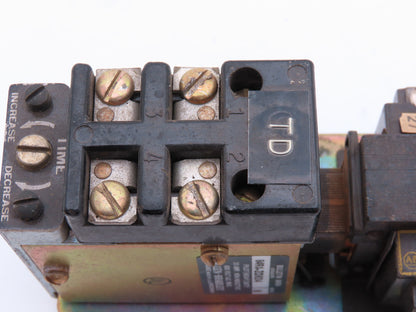Allen Bradley 849A-ZOB24 Time Delay Relay 600VAC 10A 480V Coil Series B