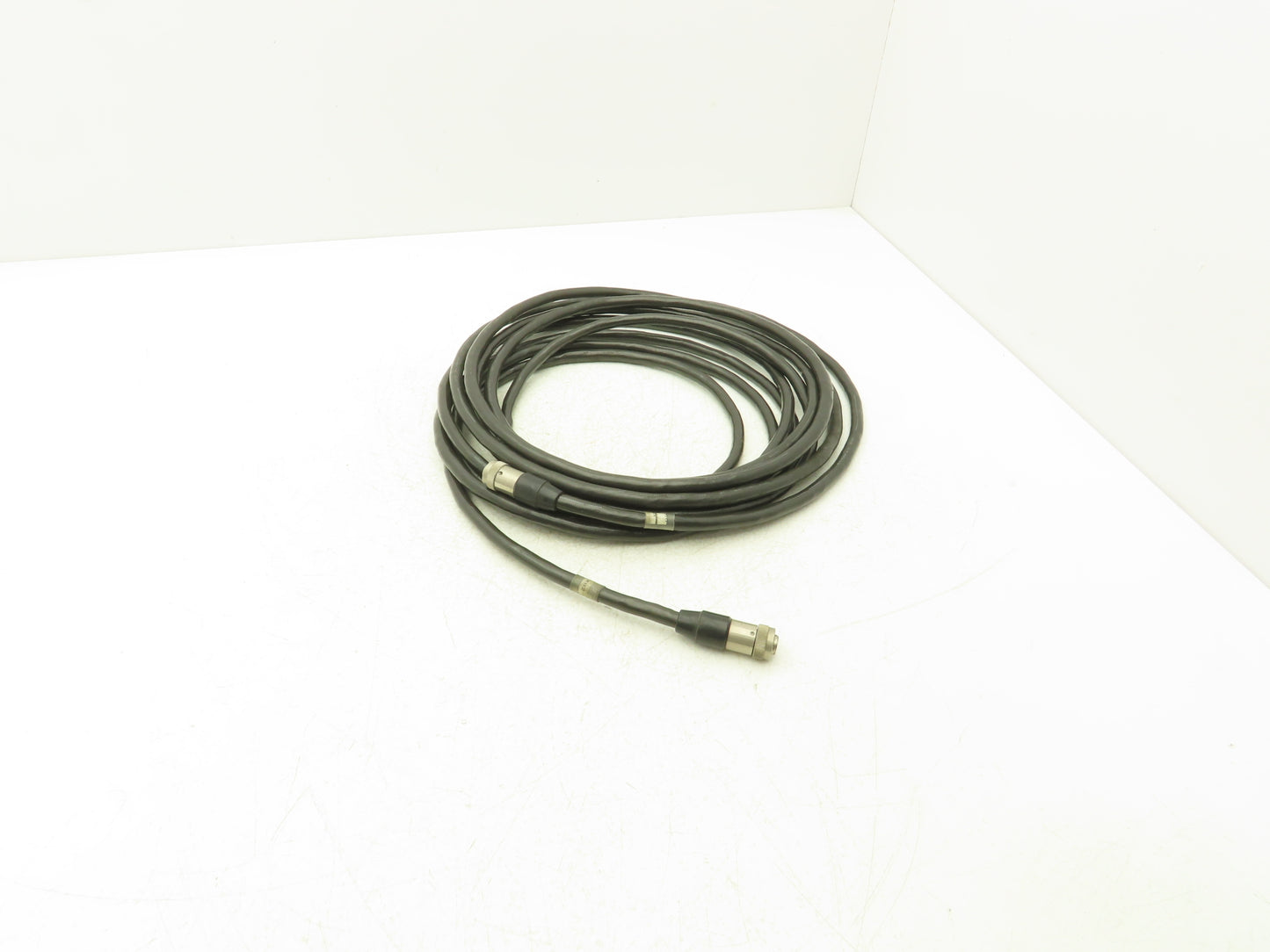Yaskawa 142313-1 CBL-XR005-1 Cable Motoman Robot Teach Pendant 8 Meter