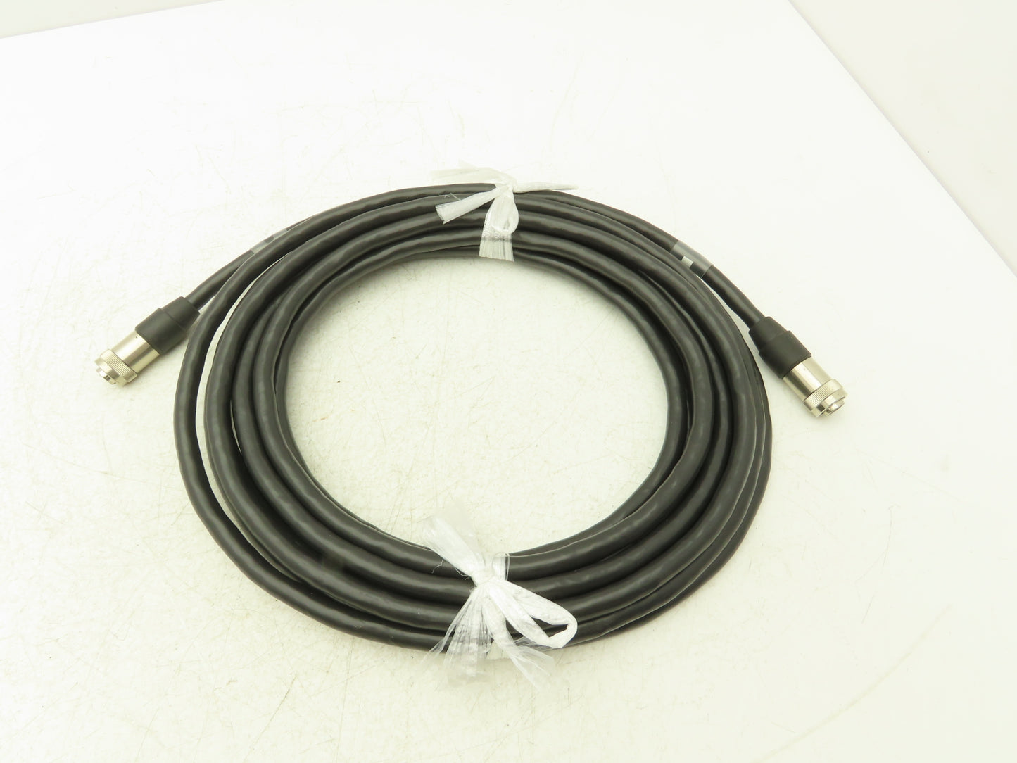 Yaskawa 142313-1 CBL-XR005-1 Cable Motoman Robot Teach Pendant 8 Meter