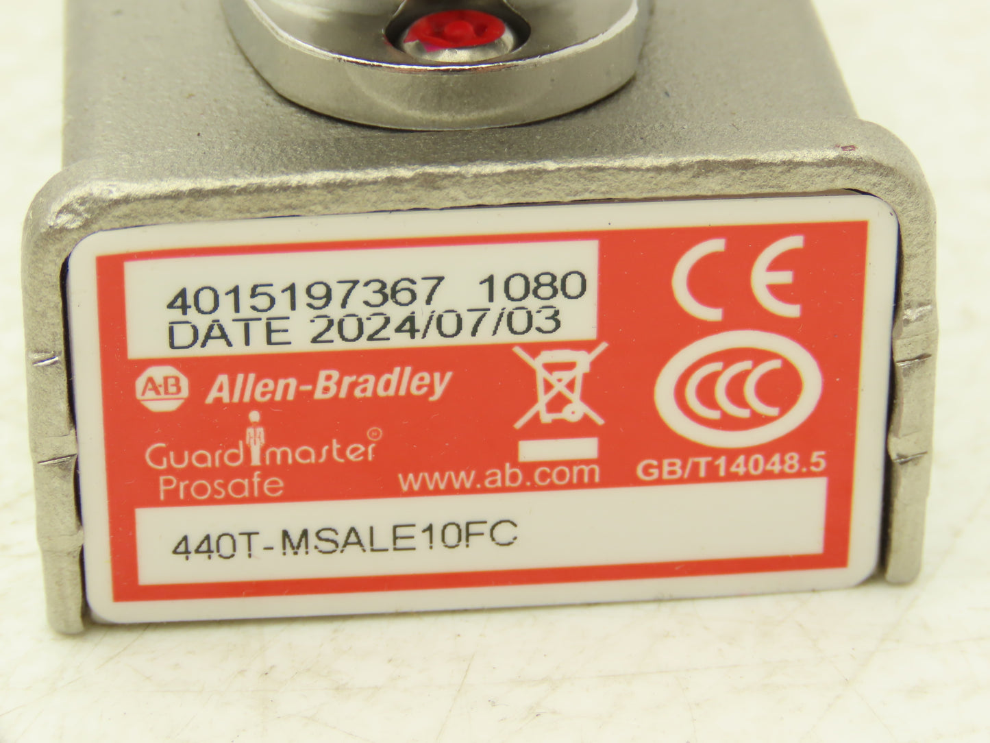 Allen Bradley 440T-MSALE10FC Guardmaster Trapped Key Interlock Switch No Key