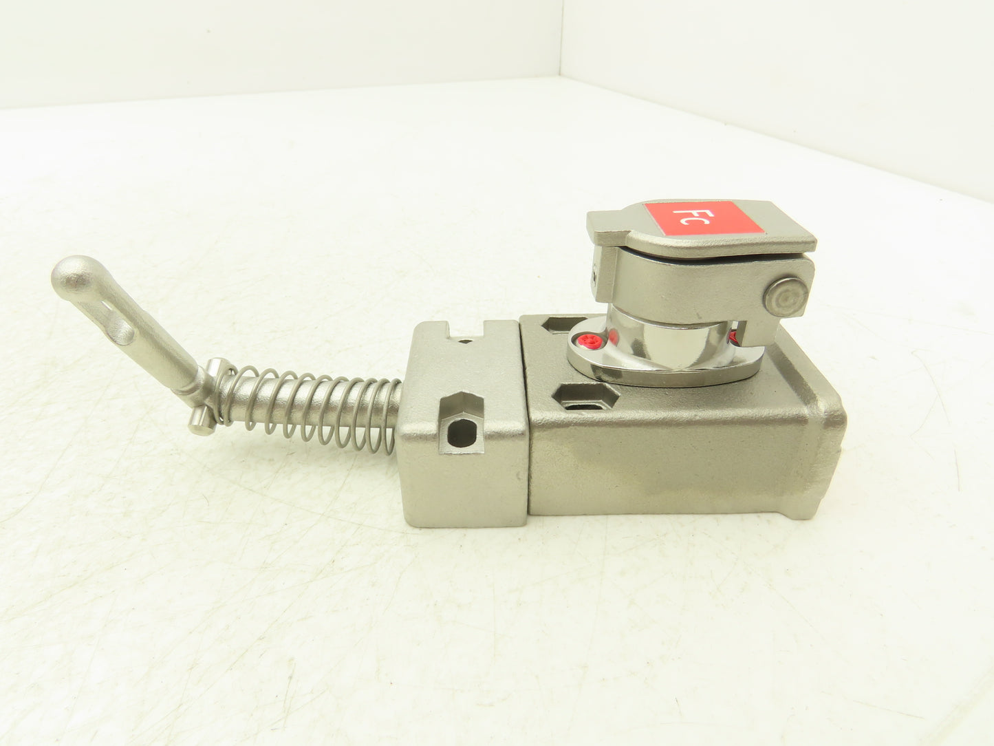 Allen Bradley 440T-MSALE10FC Guardmaster Trapped Key Interlock Switch No Key