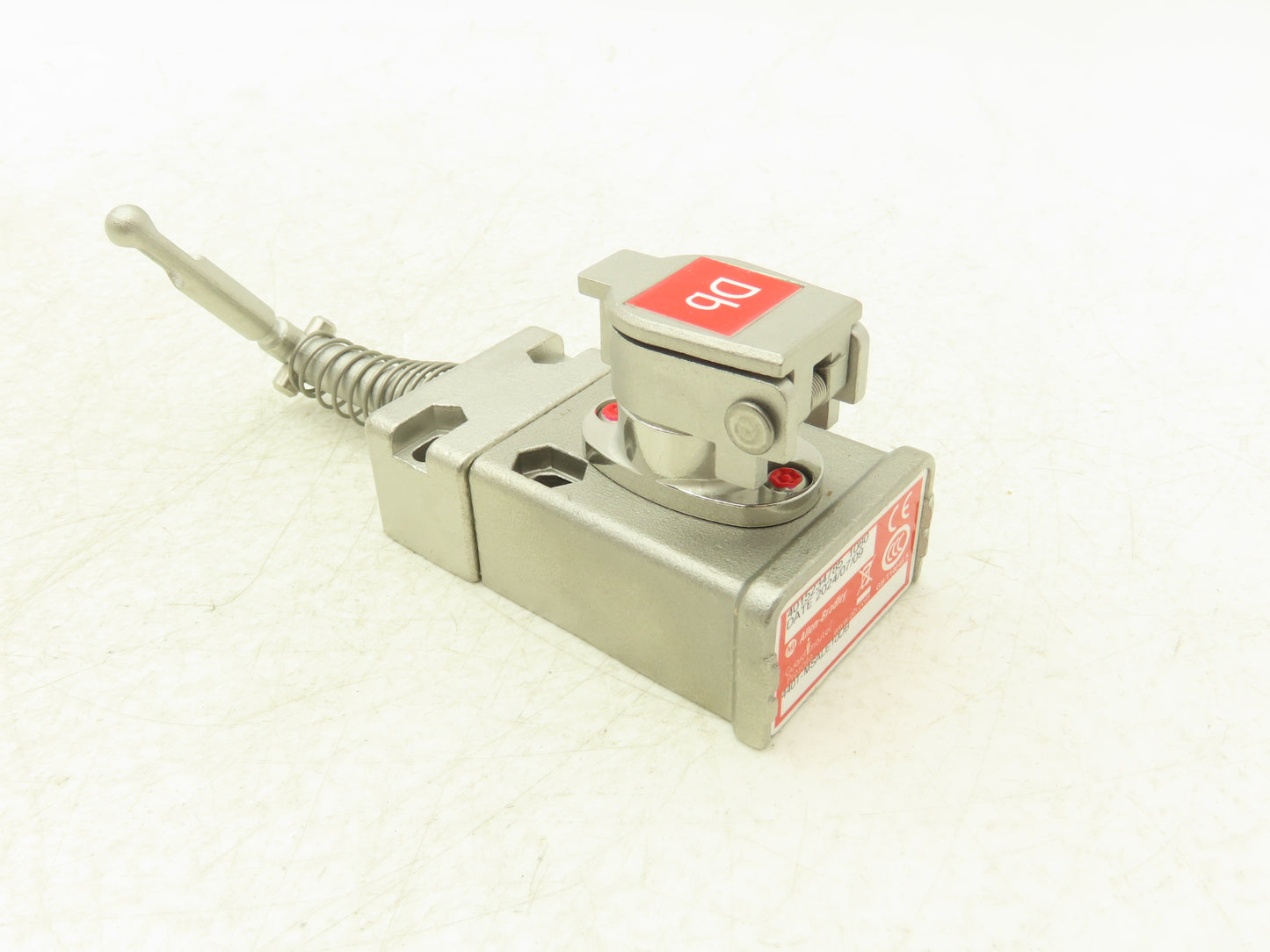 Allen Bradley 440T-MSALE10DB Guardmaster Trapped Key Interlock Switch No Key