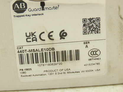 Allen Bradley 440T-MSALE10DB Guardmaster Trapped Key Interlock Switch No Key