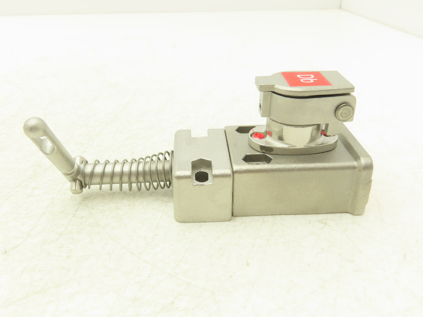 Allen Bradley 440T-MSALE10DB Guardmaster Trapped Key Interlock Switch No Key