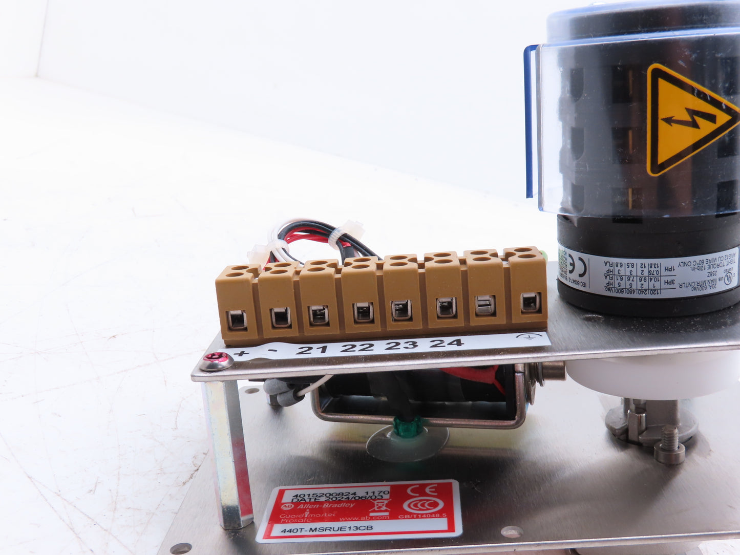 Allen Bradley 440T-MSRUE13CB Guardmaster Trapped Key Interlock Solenoid Release