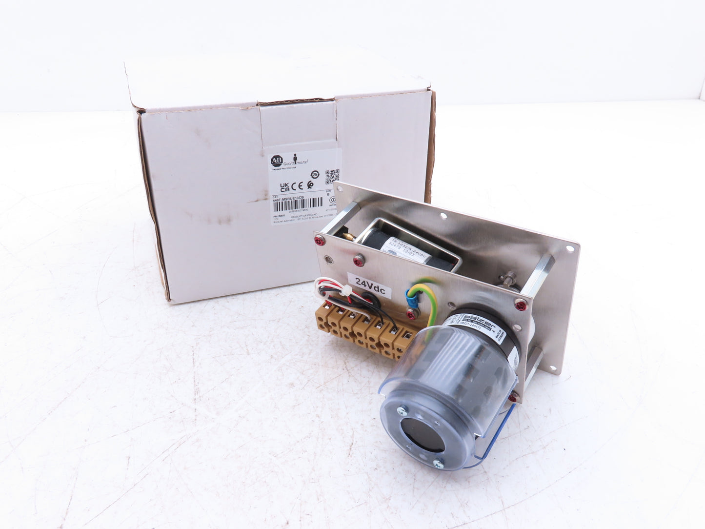 Allen Bradley 440T-MSRUE13CB Guardmaster Trapped Key Interlock Solenoid Release