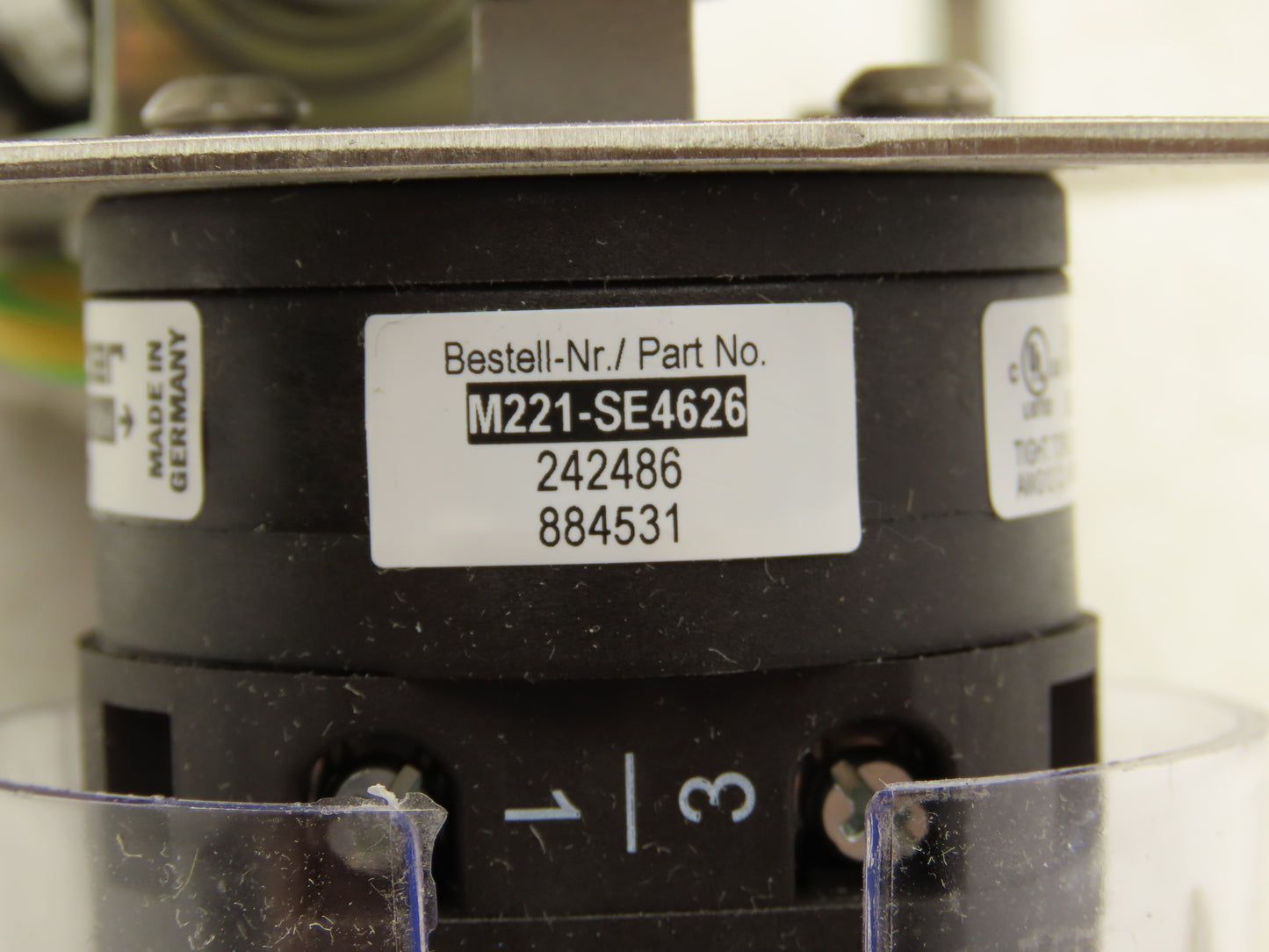 Allen Bradley 440T-MSRUE13CC Guardmaster Trapped Key Interlock Solenoid Release