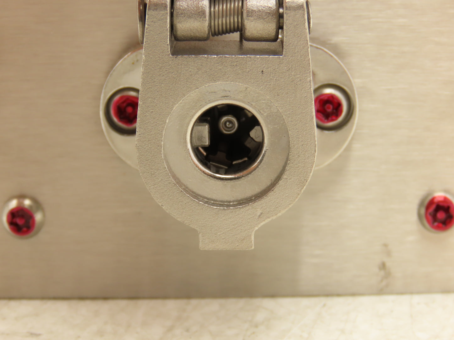 Allen Bradley 440T-MSRUE13CC Guardmaster Trapped Key Interlock Solenoid Release