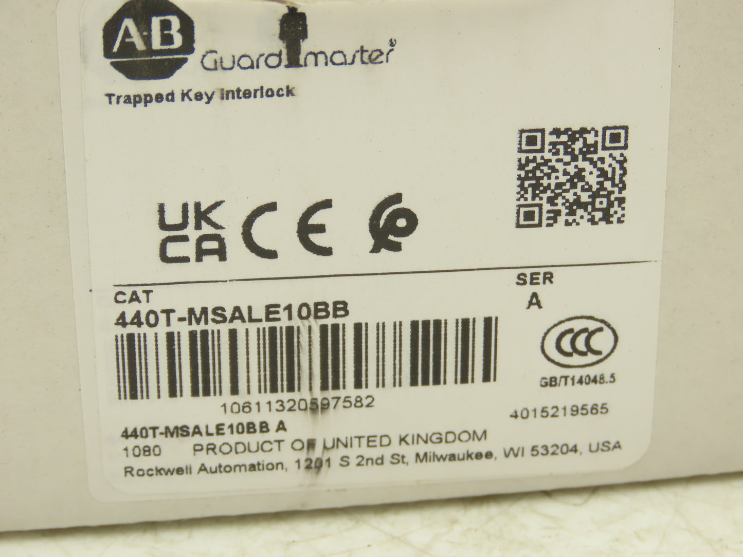 Allen Bradley 440T-MSALE10BB Guardmaster Trapped Key Interlock Switch No Key
