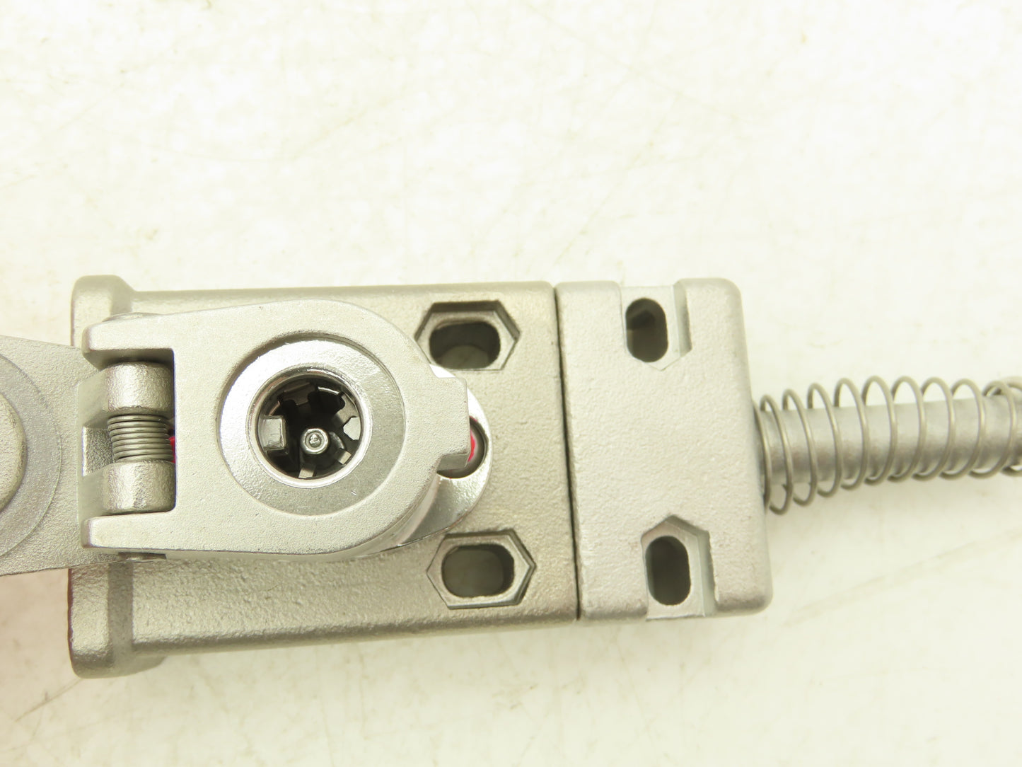 Allen Bradley 440T-MSALE10BB Guardmaster Trapped Key Interlock Switch No Key