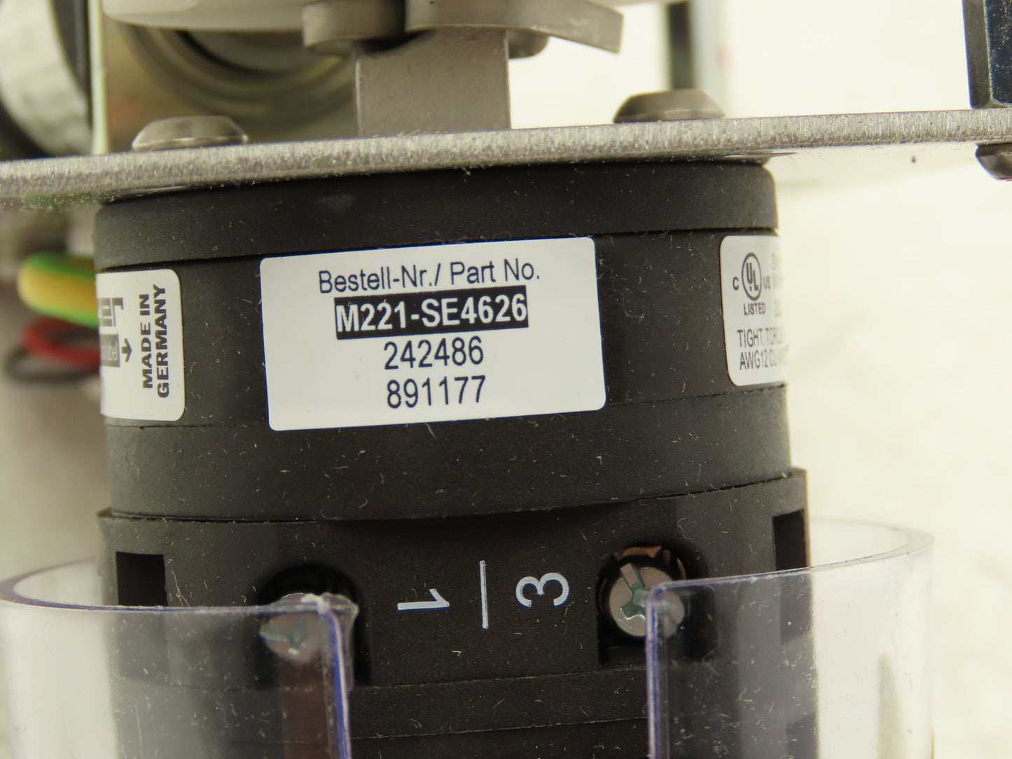 Allen Bradley 440T-MSRUE13AC Guardmaster Trapped Key Interlock Solenoid Release