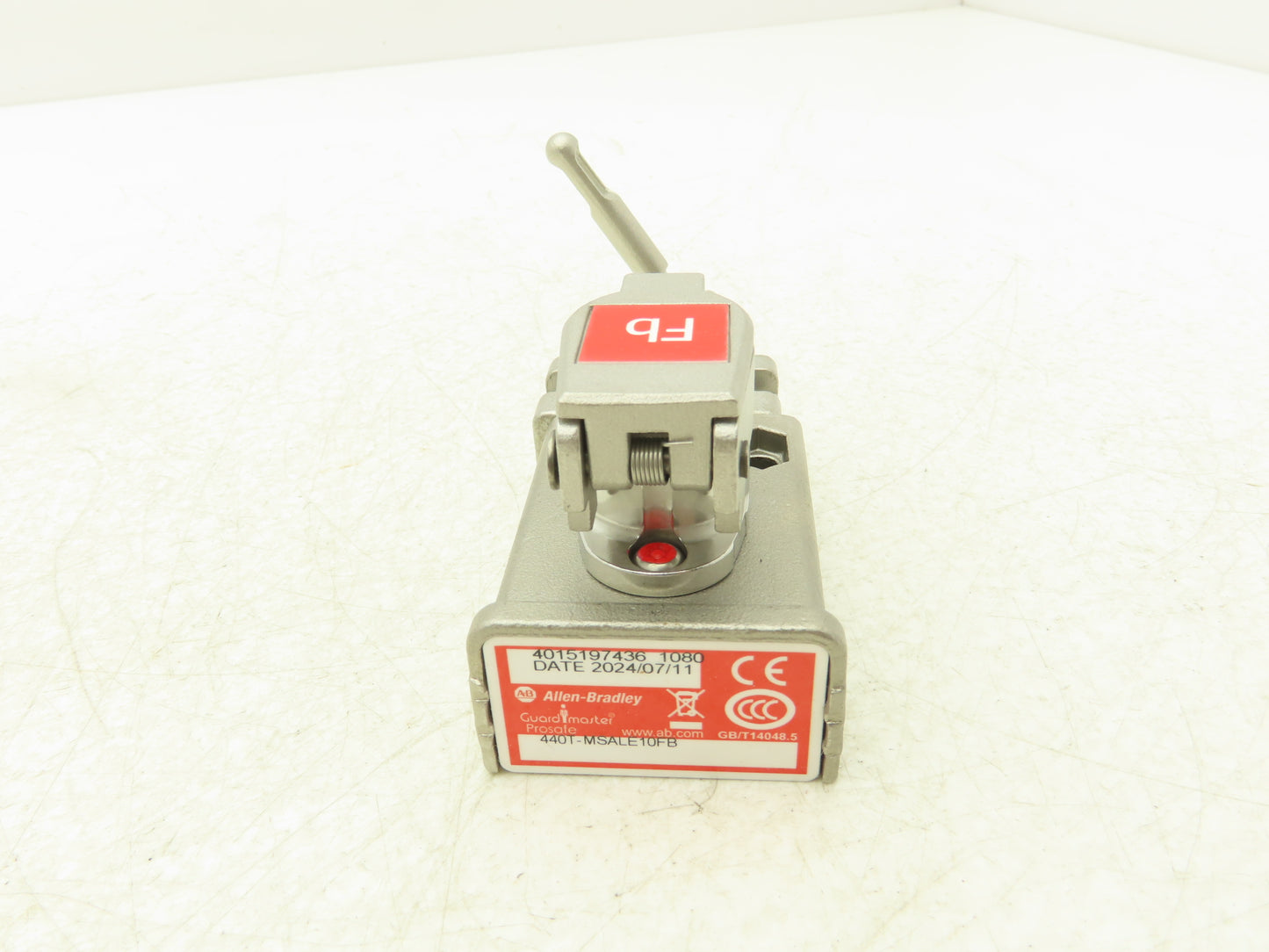 Allen Bradley 440T-MSALE10FB Guardmaster Trapped Key Interlock Switch with Key