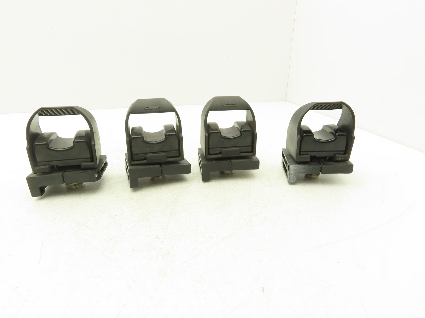 Banner OTBVP6QD Opto-Touch Button Switch Sensor Lot of 4