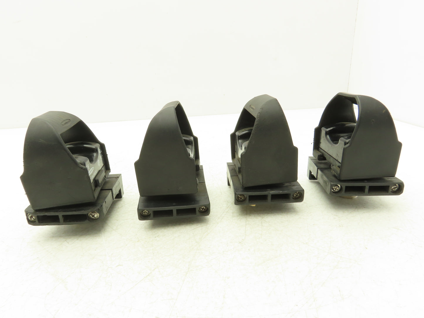 Banner OTBVP6QD Opto-Touch Button Switch Sensor Lot of 4